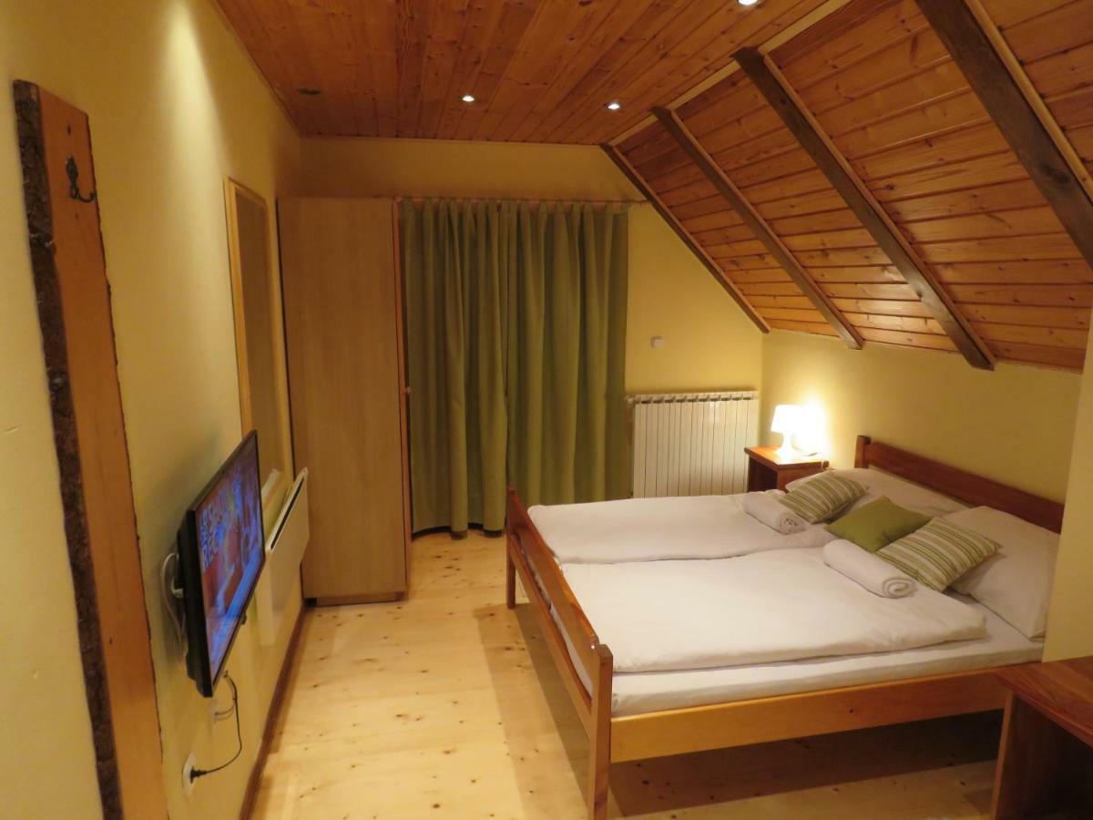 Guesthouse Stefanac Оточац Экстерьер фото